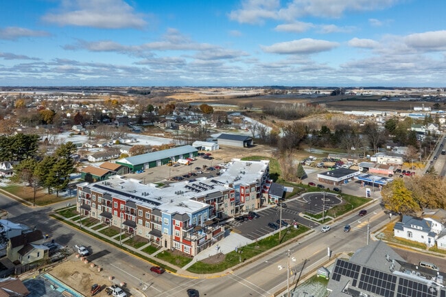 Aerial Context - Main Street Apartments
