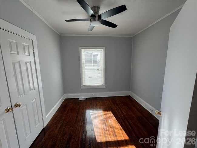 Building Photo - 1500 Allen St