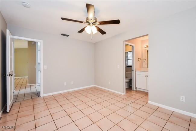 Building Photo - 9076 Pineapple Rd