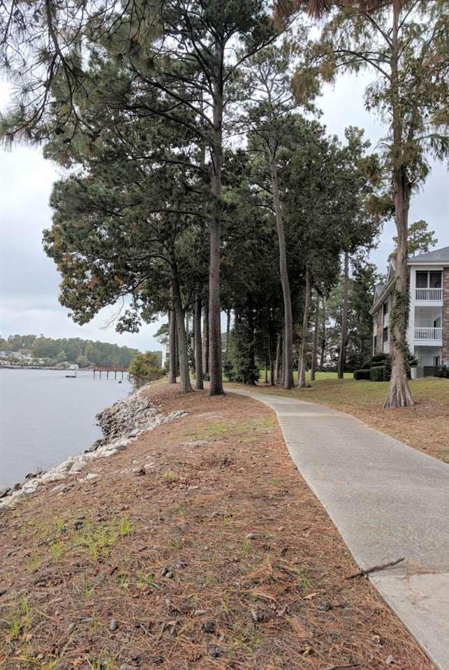 Building Photo - 670 Riverwalk Dr