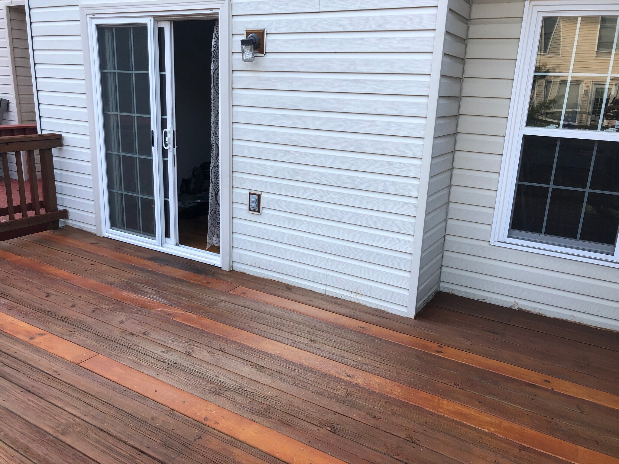 Deck - 7468 Gadsby Square