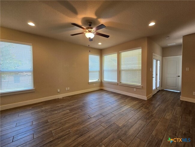 Building Photo - 750 Milestone Pk