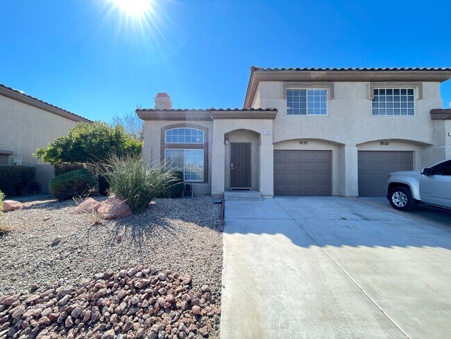 Primary Photo - Lovely townhome in The Pueblo Village of S...