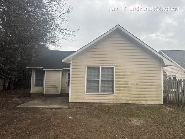 Building Photo - 6300 Bent Tree Dr