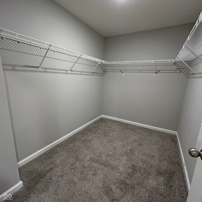 Building Photo - 1913 Downey Ln