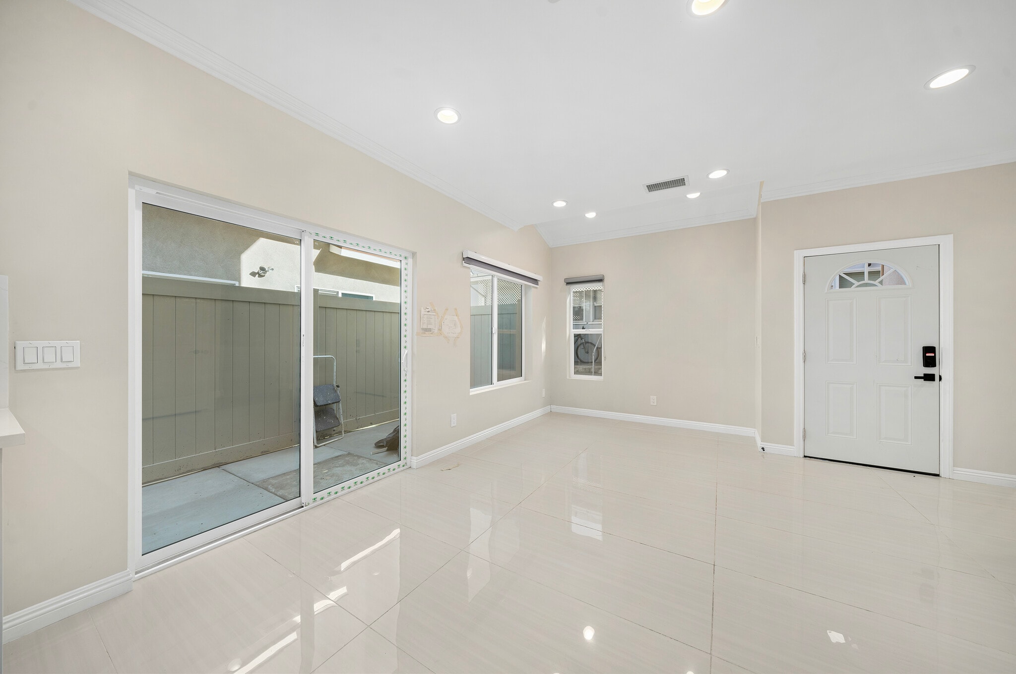 Building Photo - 342 Pasadena Ave