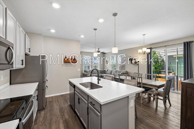 Building Photo - 4373 S Nepal Ct
