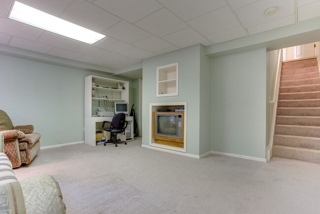 Building Photo - 12569 Tammywood St