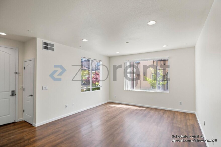 Building Photo - 3137 Cedarwood Loop