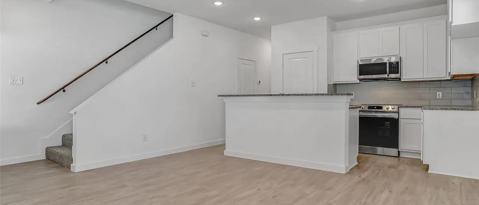 Building Photo - 1219 Bells Dr