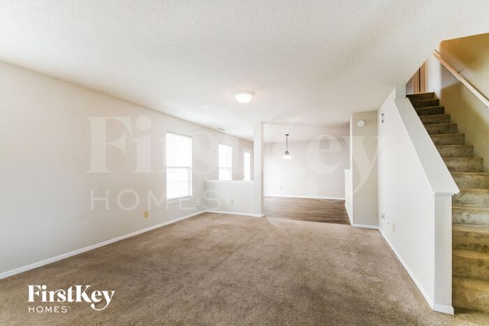 Building Photo - 12663 Republic Dr