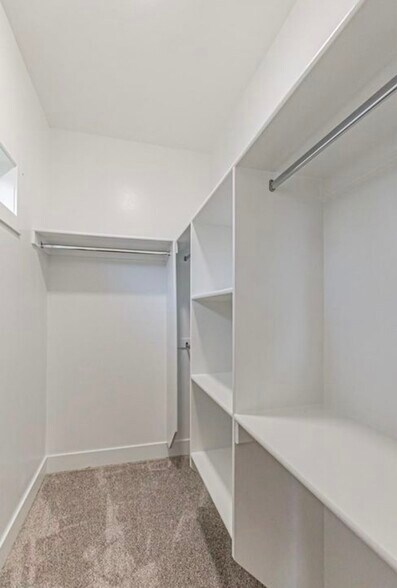 Building Photo - 1132 Bingham Ave