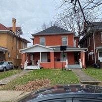 Building Photo - 446 6th Ave