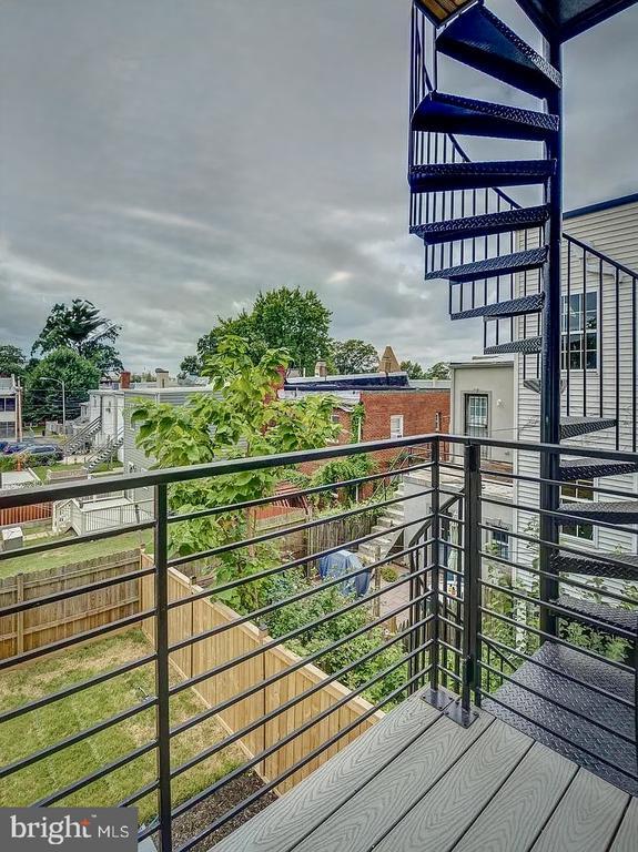 Building Photo - 1209 Oates St NE