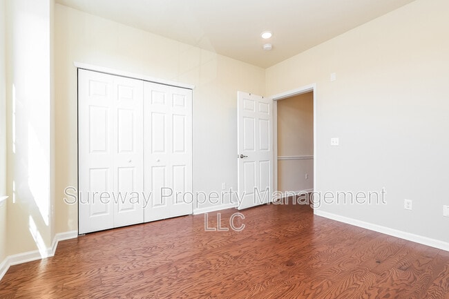Building Photo - 5325 Palomino Ct