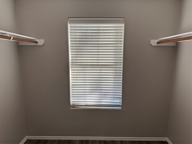 Building Photo - 2923 Morton Cove Ln