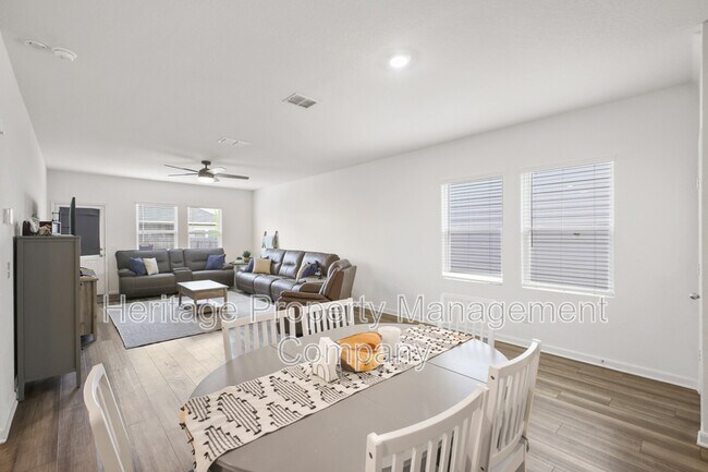 Building Photo - 12855 Cygnus