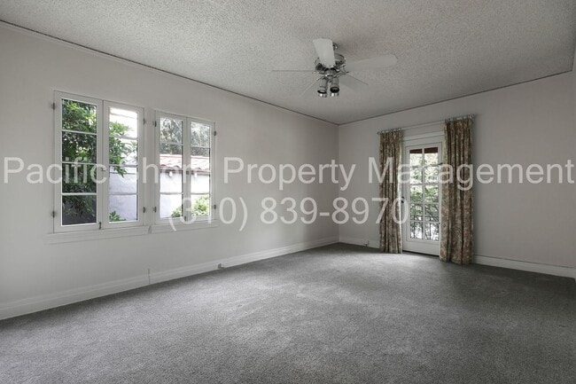 Building Photo - 1229 N Geneva St