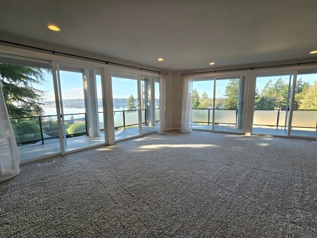 Building Photo - 3 Bedroom 3 Bathroom Home in Lake Stevens, WA