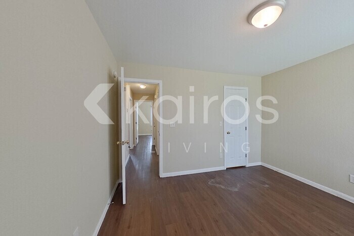 Building Photo - 404 Ali Dr