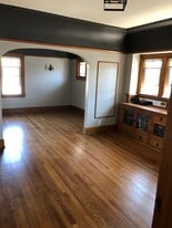 Building Photo - 529 N 59th St