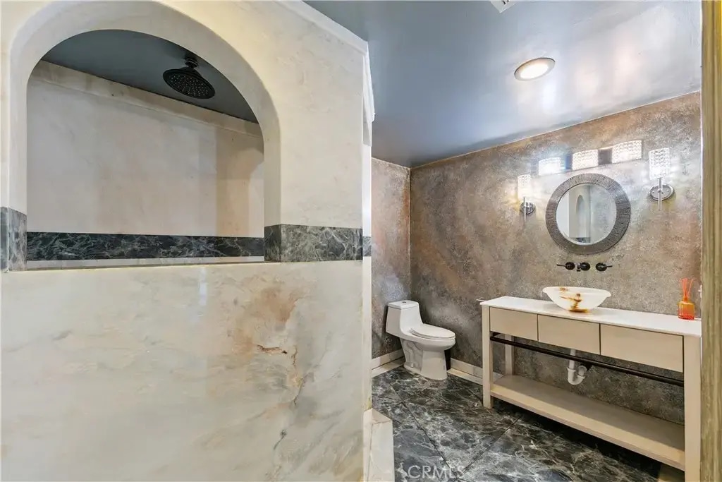 Building Photo - 11265 Sunshine Ter