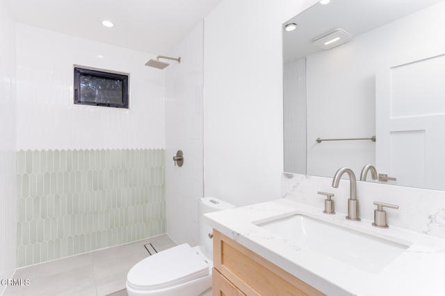 Building Photo - 4947 Stratford Rd