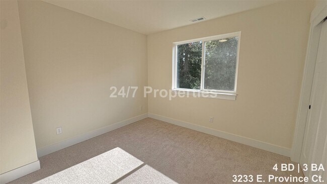 Building Photo - Brand-New 4 BD | 3 BA Home in Newberg