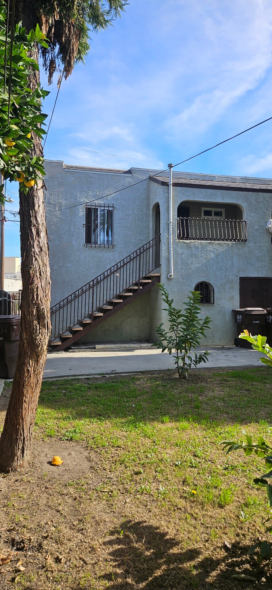 Building Photo - 1408 N Willowbrook Ave