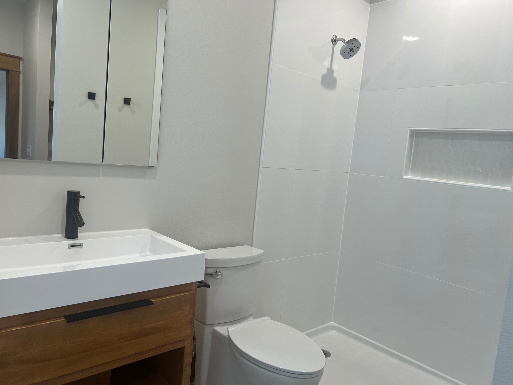 Master Bathroom - 324 9th St