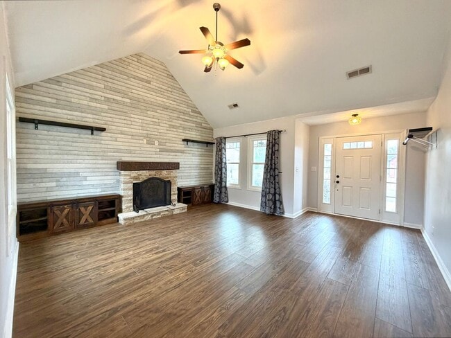 Building Photo - 979 Culverson Ct