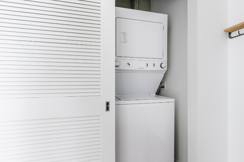 Building Photo - 630 W Randolph St