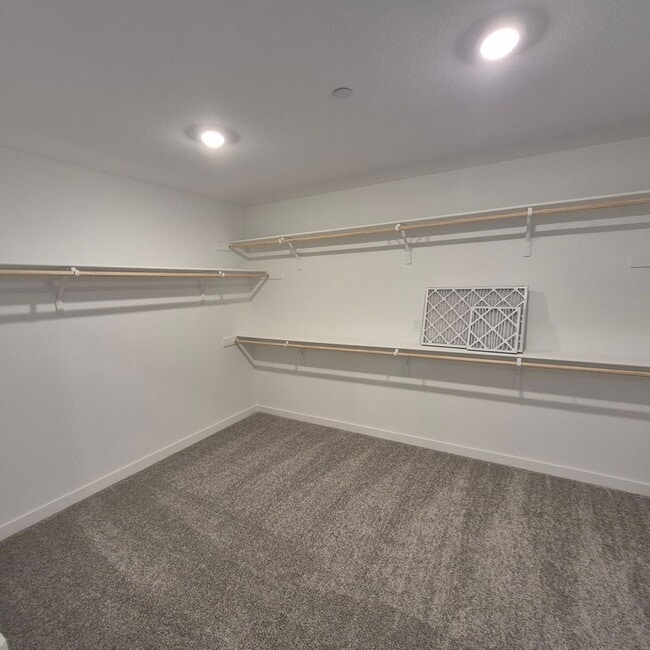 Building Photo - Brand New 4 Bedroom Home in Lennar's Cyan Community