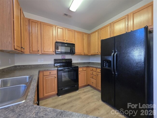 Building Photo - 10619 Trolley Run Dr