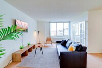 Building Photo - 1600 S Eads St