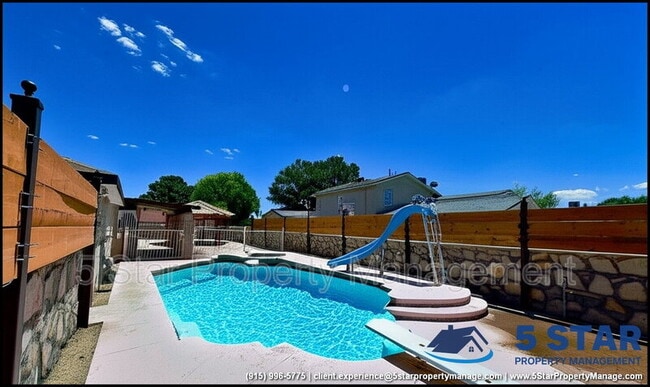 Building Photo - 11620 Laura Marie Dr