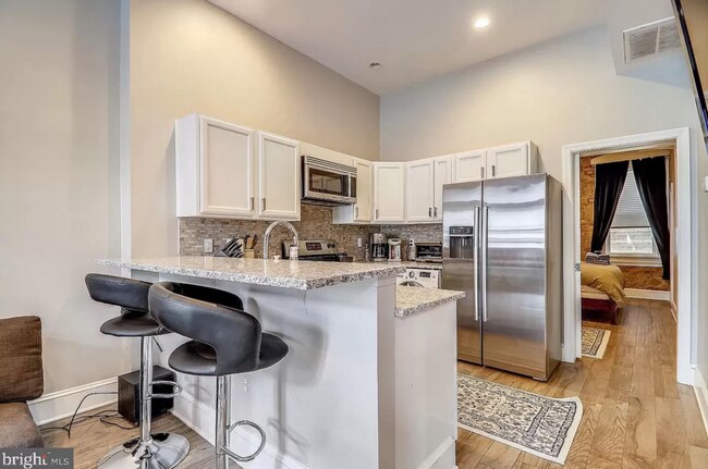 Building Photo - 1227 15th St NW