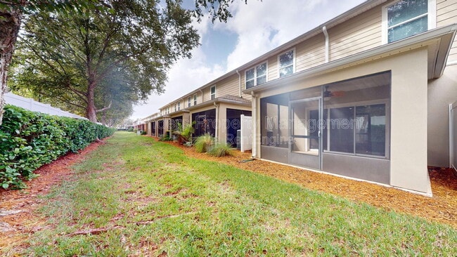 Building Photo - 13339 Solar Dr