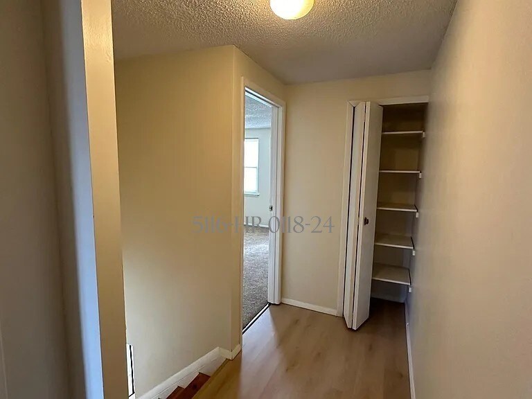 Building Photo - 2472 Agler Rd