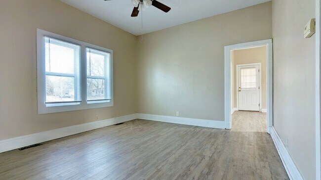 Building Photo - Cozy 2 bedroom in Arlington