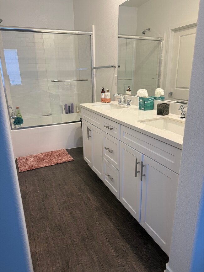Building Photo - 4278 S Montoya Paseo