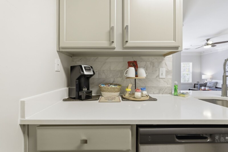 Building Photo - 1340 N Brickyard Rd