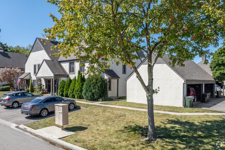 Building Photo - Turkey Run Village