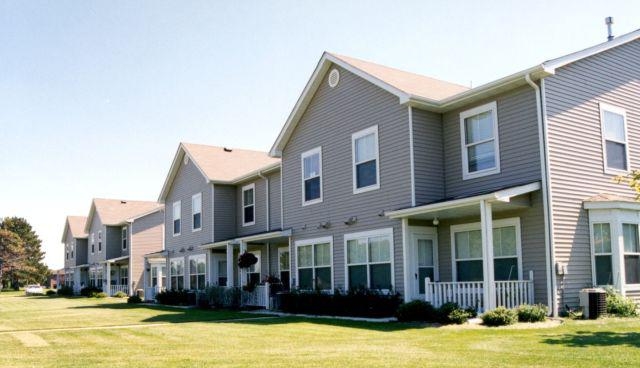 Primary Photo - Oak Run Townhomes