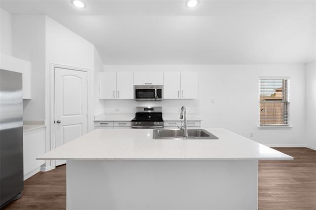 Building Photo - 218 Knoll Pines Drive