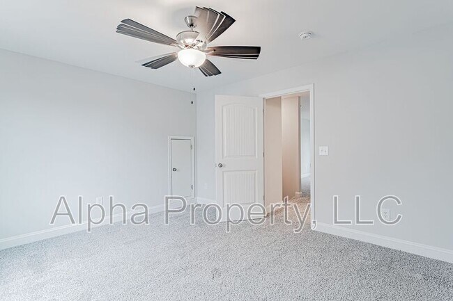 Building Photo - 73 Tannery Dr