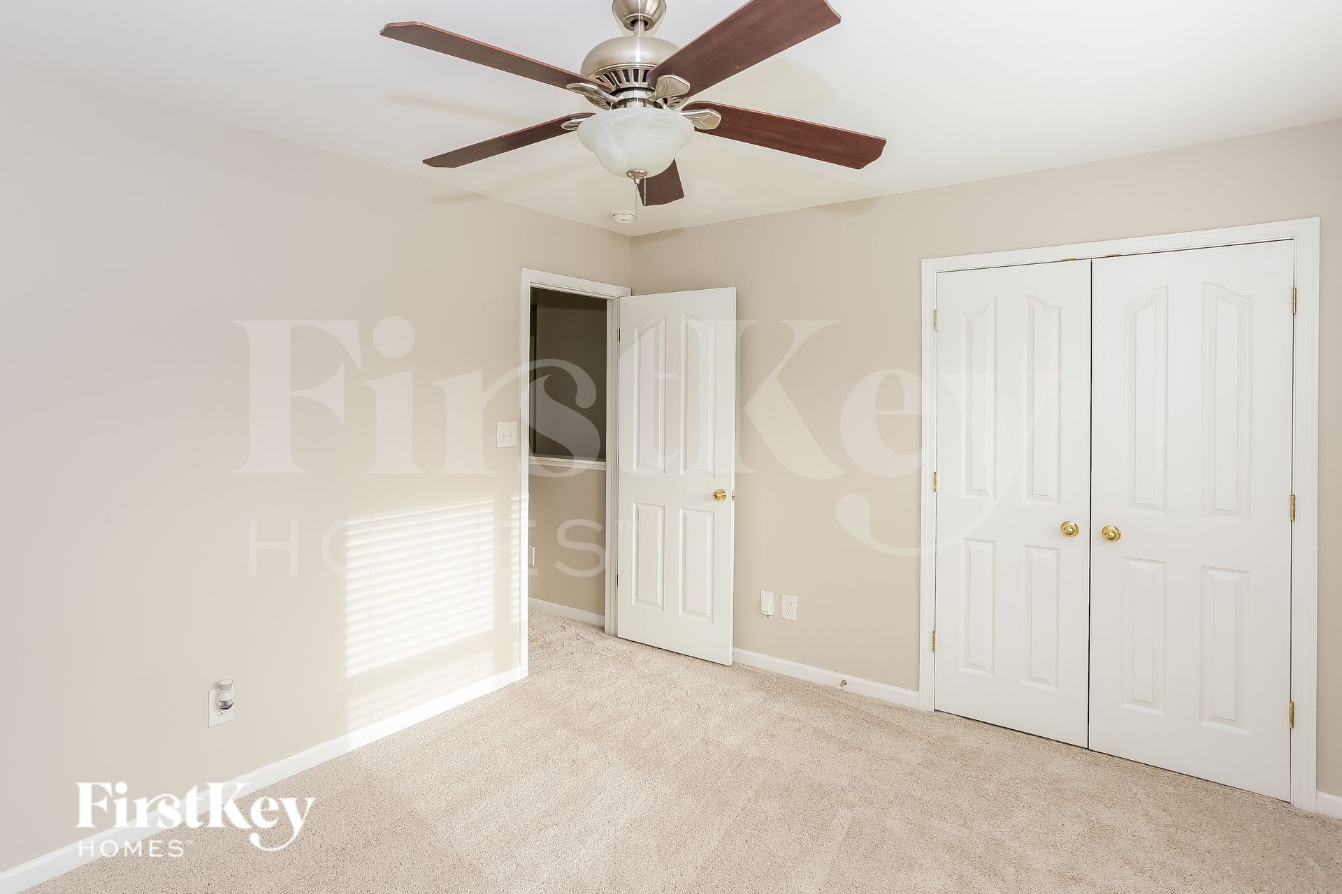 Building Photo - 511 Galesburg Dr