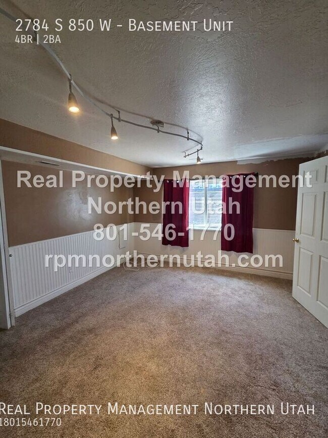 Building Photo - 2784 S 850 W