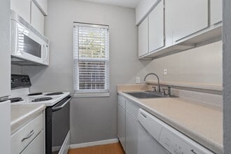 Building Photo - 4105 Speedway, Unit 102