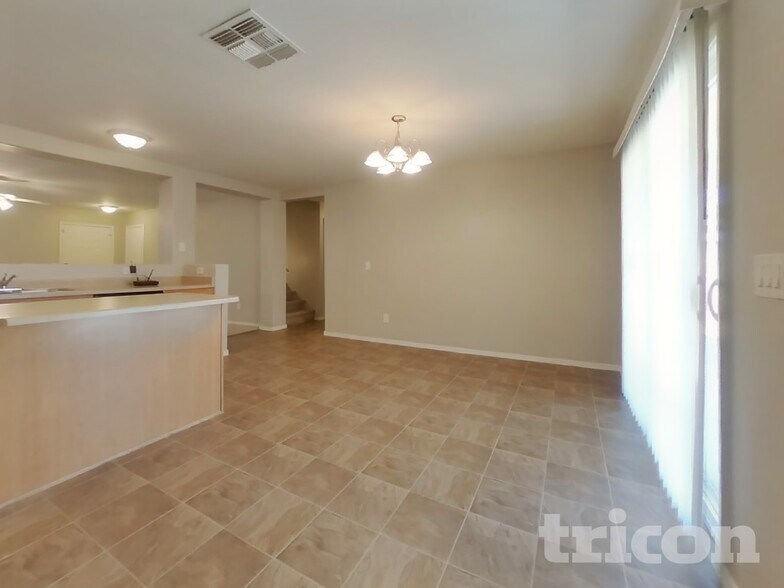 Building Photo - 12510 W Scotts Dr